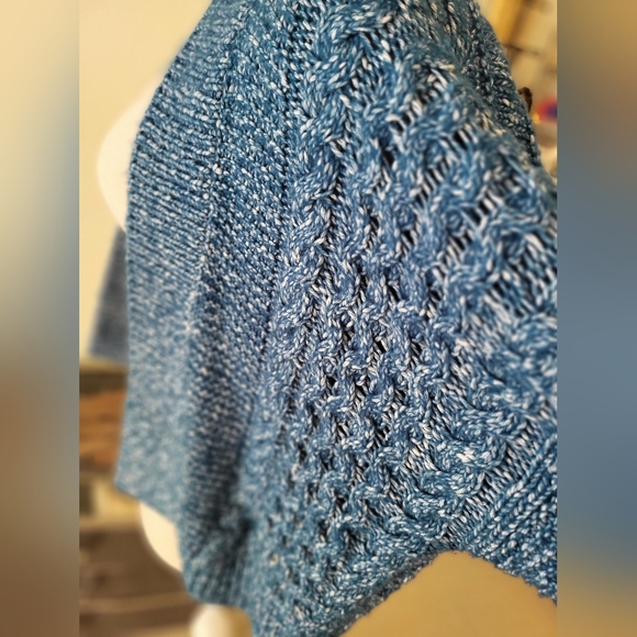 EUC Cabi Blue Cable Open Cardigan - Picture 9 of 14